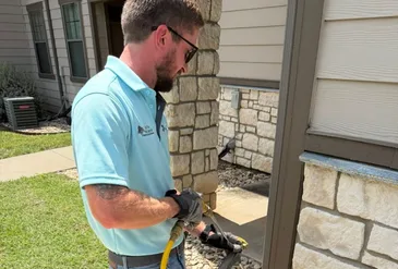 The Hidden Problems With DIY Pest Control In Central Texas