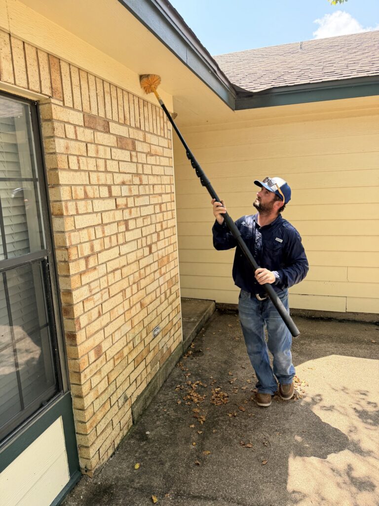 What Should I Expect During A Quarterly Pest Control Service Visit?